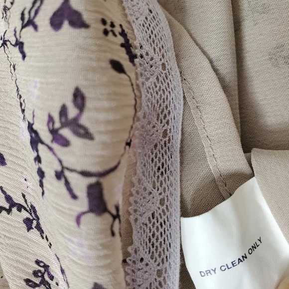 Gap Floral Silk Lace Camisole Size S - Picture 9 of 14